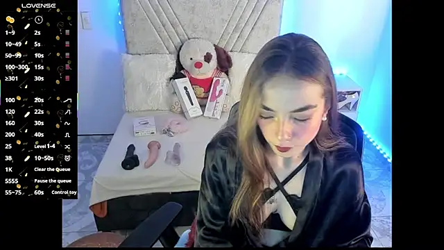 Snapshot of Mia_Victoria22 chatting on May 28, 2026, 3:20 pm Mia Victoria22 online show from May 28, 2026, 3:20 pm