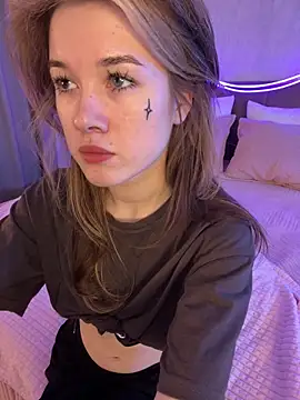 Marryme- online show from April 2, 2026, 1:31 pm