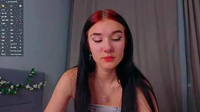 JenniferSullivan online show from October 6, 2025, 9:12 pm