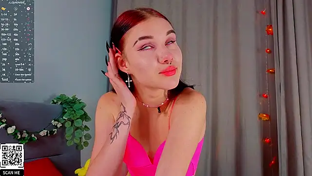 JenniferSullivan online show from October 17, 2025, 10:01 pm