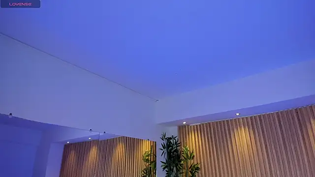 MadisonAnngel online show from November 13, 2025, 8:41 pm