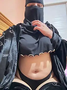 Snapshot of _Laiali_ chatting on October 9, 2025, 11:41 am Laiali online show from October 9, 2025, 11:41 am