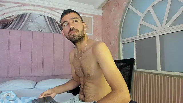 magnus serket online show from October 15, 2025, 11:21 am