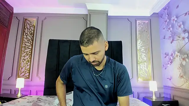 magnus serket online show from October 17, 2025, 11:35 am