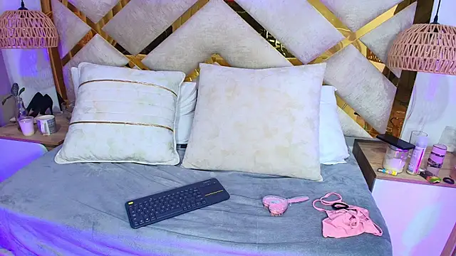 Scarlett Vegaa online show from October 3, 2025, 11:18 am