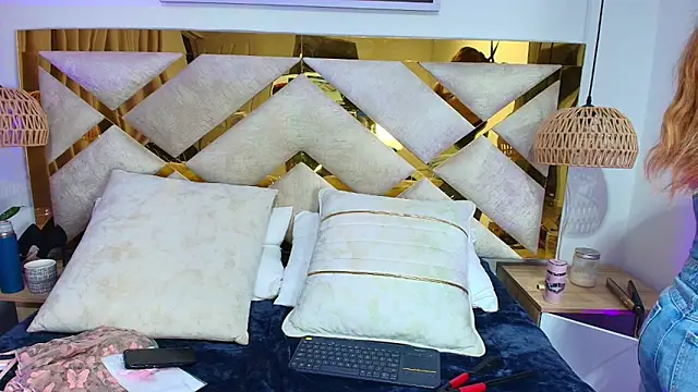 Scarlett Vegaa online show from October 7, 2025, 9:50 am