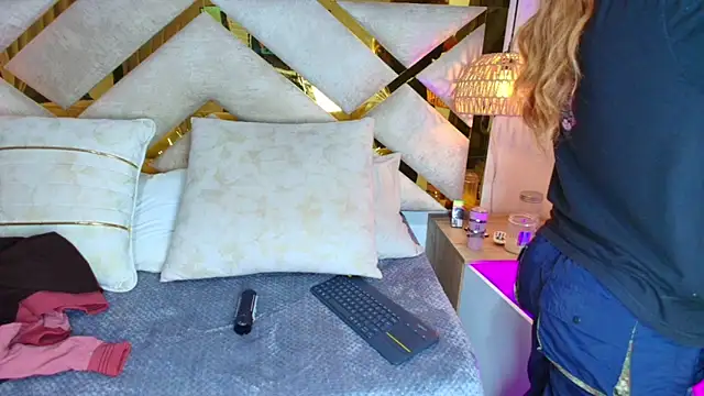 Scarlett Vegaa online show from October 27, 2025, 11:03 am