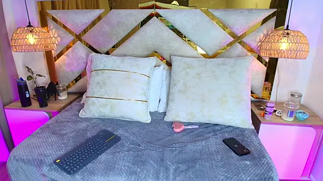 Scarlett Vegaa online show from October 28, 2025, 11:36 am