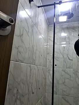 istthalexa online show from October 13, 2025, 1:44 pm