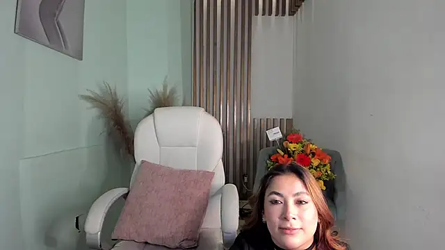 MacarenaRosse online show from November 12, 2025, 8:41 pm