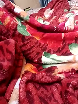 lust lovee online show from November 10, 2025, 3:16 am