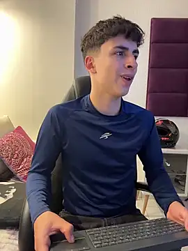 AdrianRinaldi online show from November 29, 2025, 8:23 pm