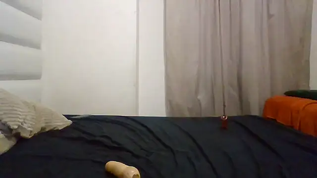 SexyNonnyy online show from June 25, 2026, 4:01 am