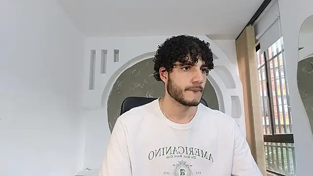 Snapshot of Rafael_Mendezz chatting on November 4, 2025, 8:41 pm Rafael Mendezz online show from November 4, 2025, 8:41 pm