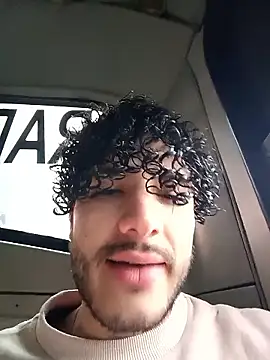 Rafael Mendezz online show from February 1, 2026, 8:51 pm