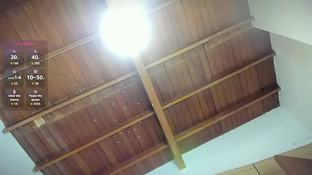 Isabelagomez1 online show from September 10, 2025, 3:01 pm