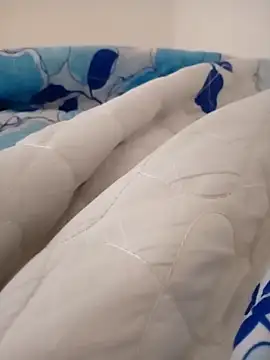 Snapshot of zebmghribi chatting on November 18, 2025, 12:42 pm zebmghribi online show from November 18, 2025, 12:42 pm