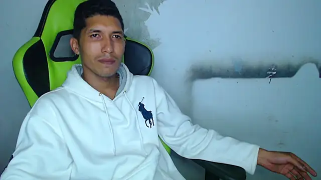 sensualduo online show from January 6, 2025, 6:58 am