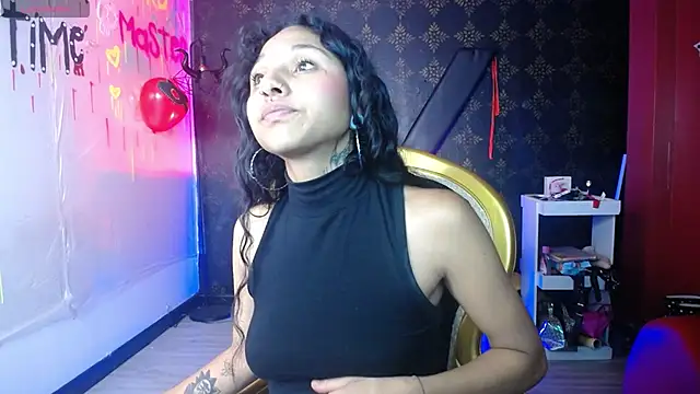 Sweettpleasure online show from October 2, 2025, 2:13 pm