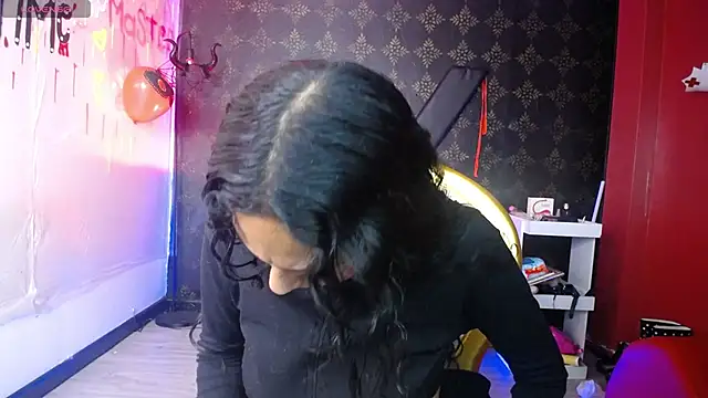 Sweettpleasure online show from October 4, 2025, 1:20 pm