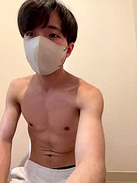 Yuma0718 online show from November 29, 2025, 12:13 am