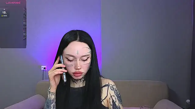 Somniyaa online show from April 15, 2026, 7:58 pm