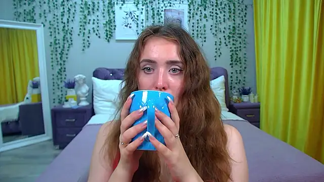 SherryBaers online show from October 8, 2025, 6:44 am