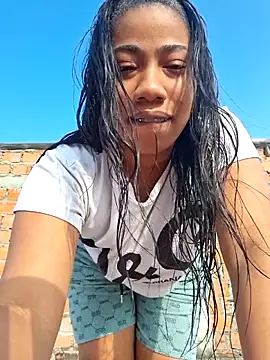 Naomi jhonson online show from October 5, 2025, 12:36 pm