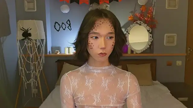 okerriella online show from October 30, 2025, 2:40 pm