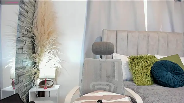 Snapshot of SofiaRivera1 chatting on July 25, 2026, 2:58 pm SofiaRivera1 online show from July 25, 2026, 2:58 pm