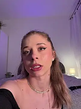 BabyAnais online show from February 3, 2026, 5:07 pm