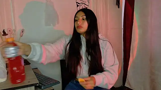 Linda andrew online show from October 11, 2025, 2:37 pm