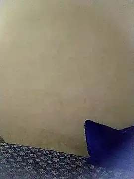 Snapshot of moroooooooo12 chatting on October 2, 2025, 5:47 am moroooooooo12 online show from October 2, 2025, 5:47 am