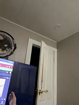 Snapshot of k_nutz87 chatting on February 5, 2026, 9:58 am k nutz87 online show from February 5, 2026, 9:58 am