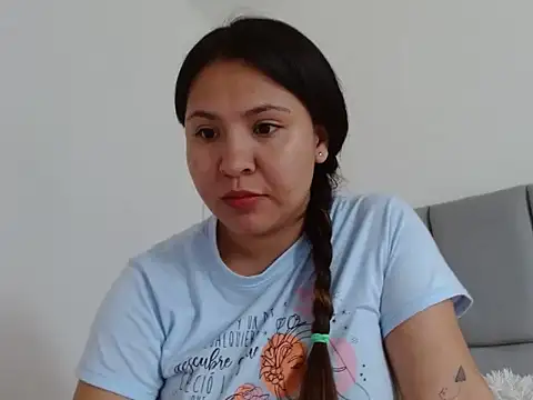 Snapshot of POCAHONTAS_1313 chatting on September 29, 2025, 4:45 pm POCAHONTAS 1313 online show from September 29, 2025, 4:45 pm