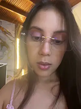 Harley J  online show from October 2, 2025, 12:12 pm