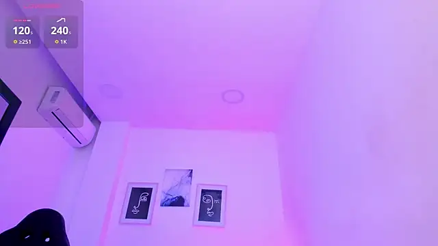 Anastasia lauren online show from November 13, 2025, 7:35 pm