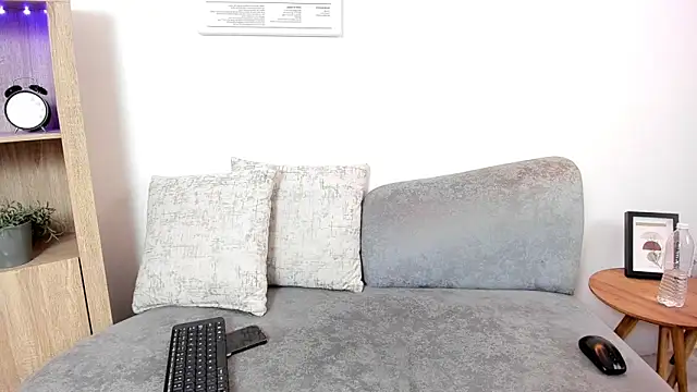 Snapshot of Honeymoon_sariel chatting on October 2, 2025, 7:43 pm Honeymoon sariel online show from October 2, 2025, 7:43 pm