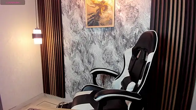 Snapshot of Honeymoon_sariel chatting on October 15, 2025, 7:25 pm Honeymoon sariel online show from October 15, 2025, 7:25 pm