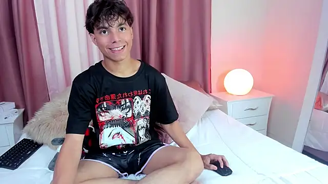 Snapshot of Honeymoon_sariel chatting on October 29, 2025, 9:05 pm Honeymoon sariel online show from October 29, 2025, 9:05 pm