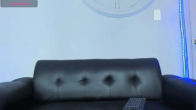 Thomas moon online show from February 26, 2026, 1:21 pm