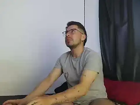 Letorres96 online show from April 14, 2026, 4:07 am