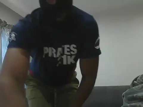 Snapshot of GigoloSandton chatting on April 10, 2026, 6:18 am GigoloSandton online show from April 10, 2026, 6:18 am