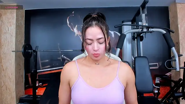 Snapshot of AlaskaAmato chatting on November 5, 2025, 7:03 pm AlaskaAmato online show from November 5, 2025, 7:03 pm