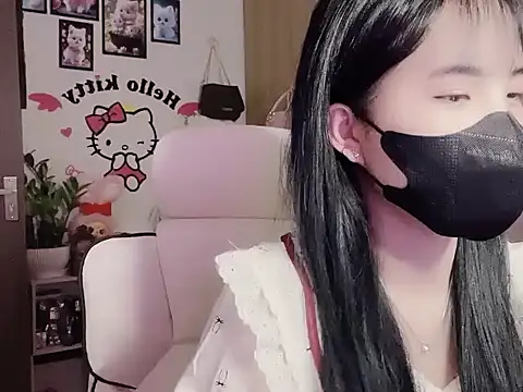 keelinnn19 online show from November 21, 2025, 3:00 pm