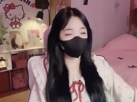 keelinnn19 online show from February 8, 2026, 6:11 pm