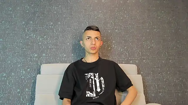 NickandAbby  online show from September 20, 2025, 2:56 am