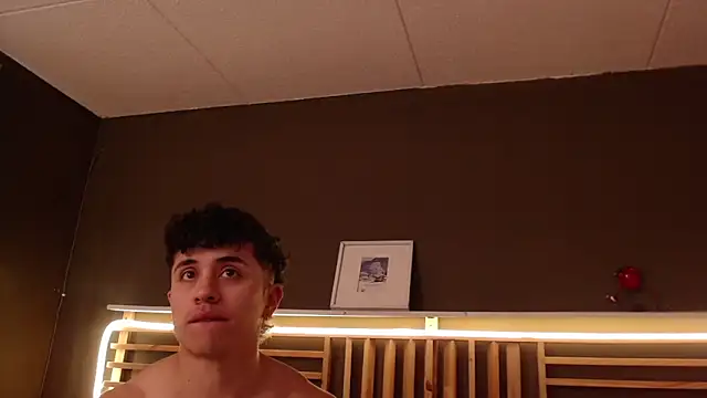 PaulEvens online show from November 11, 2025, 1:33 pm