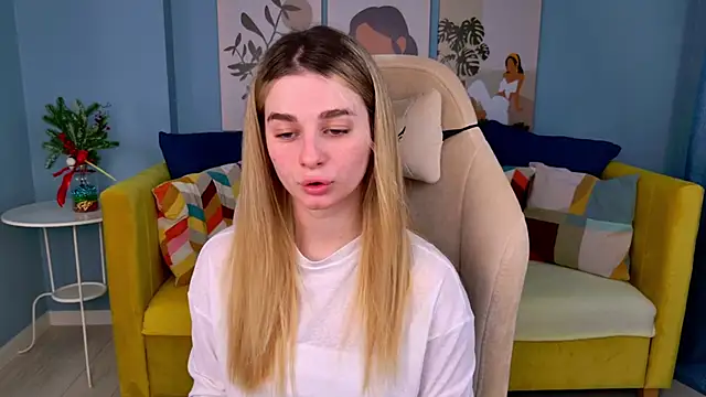 SweetyLicky online show from January 10, 2026, 4:09 pm