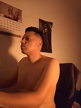 rayolexxx online show from July 4, 2026, 4:24 pm